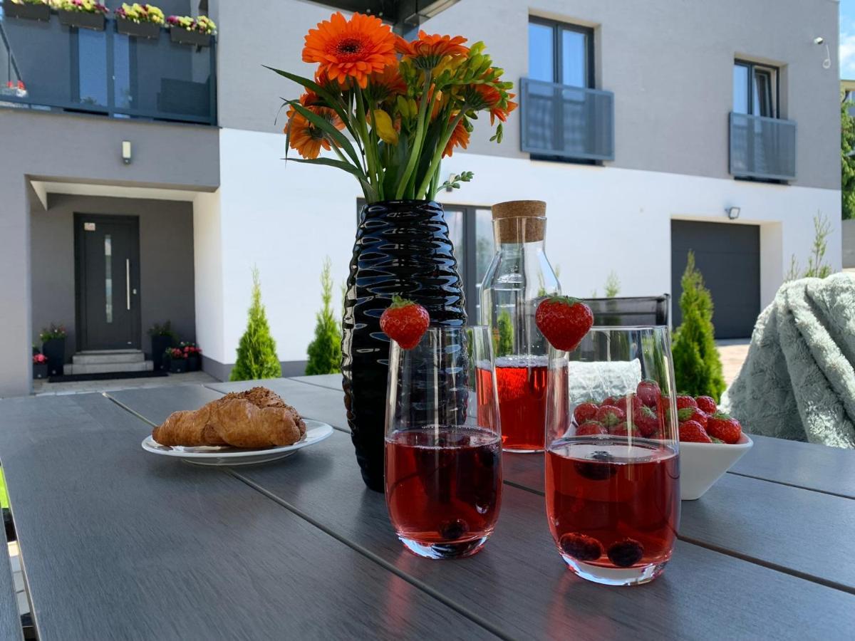City Apartments Liptovský Mikuláš Buitenkant foto